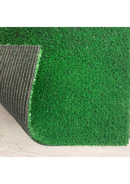 7 mm Yeşil Çim Halı Balkon ve Teras Çim