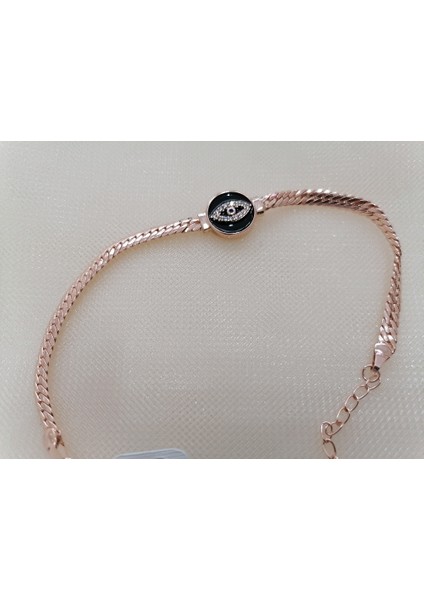 Çağla Şikel Modeli Bileklik