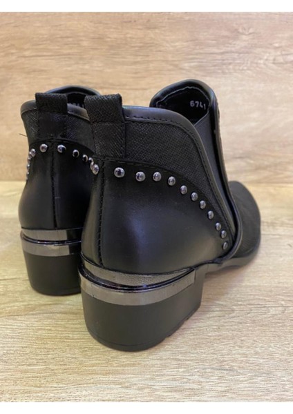 Kadın Bot Siyah modelleri