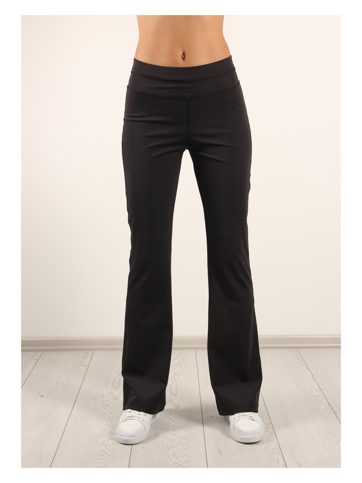 Mckanzie İspanyol Paça Poliviskon Dalgıç Kumaş Siyah Kadın Tayt