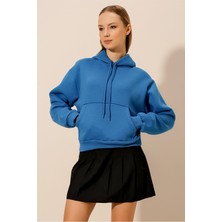 Hakke Üç Iplik Kanguru Cepli Kısa Sweat
