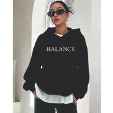 Basilio Siyah Kadın Sweatshirt Oversize Balance Slogan Baskılı Günlük Giyim
