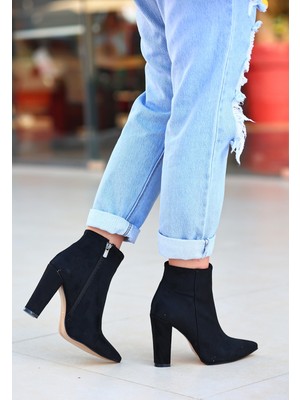 Alfaze Yandan Fermuarlı Topuklu Bot Süet Siyah Topuk Boyu 10 cm