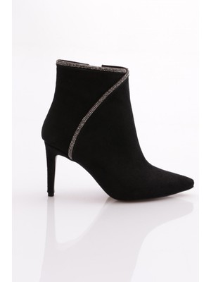 DGN M1112 Sivri Burun Ince Topuklu Bot