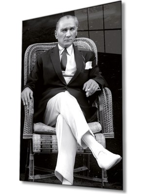 MiraLive Atatürk Portresi Cam Tablo Ev ve Ofis Duvar Dekoru