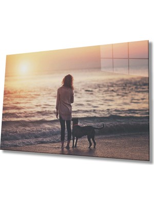 MiraLive  Gün Batımında Kadın ve Köpek Cam Tablo