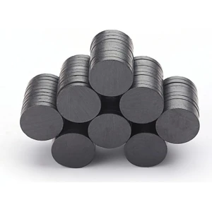 18X3 mm Yuvarlak Mıknatıs, Çok Amaçlı, Süsleme Mıknatısı, Ferrit Magnet -Kokulu Taş-Nişan Mıknatısı