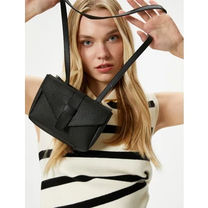 Küçük Çapraz Çanta Askılı Suni Deri