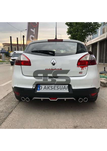 Fruens Renault Megane 3 Hb Difüzör Arka Tampon Eki 4 Egzoz Çıkışlı Gri