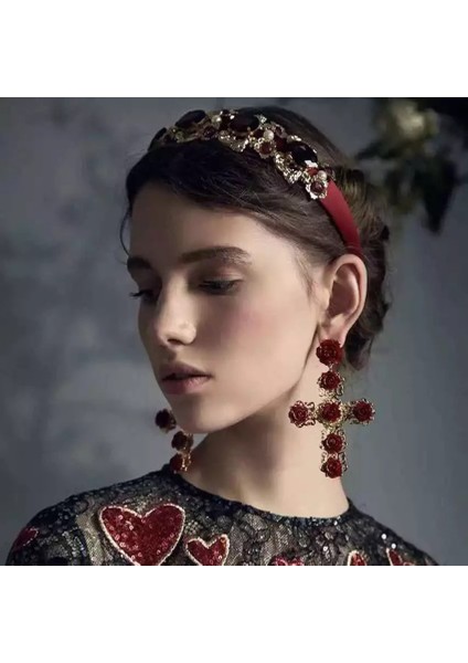 Gül Çiçeği Uzun Kesitli Retro Küpe (Yurt Dışından) modelleri