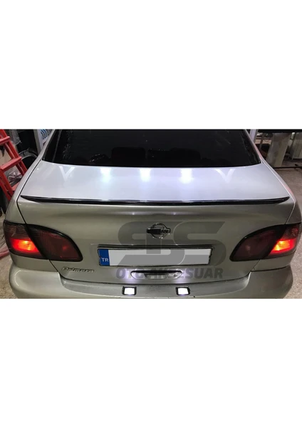 Nissan Primera Bagaj Üstü Slim Spoiler Piano Black Parlak Siyah