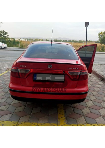 Seat Toledo Bagaj Üstü Spoiler Bagaj Çıtası Piano Black