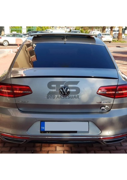  Volkswagen Passat B8  8.5 Bagaj Üstü Black Piano Spoiler