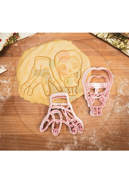 Wednesday Kurabiye Kalıbı 2'li Set