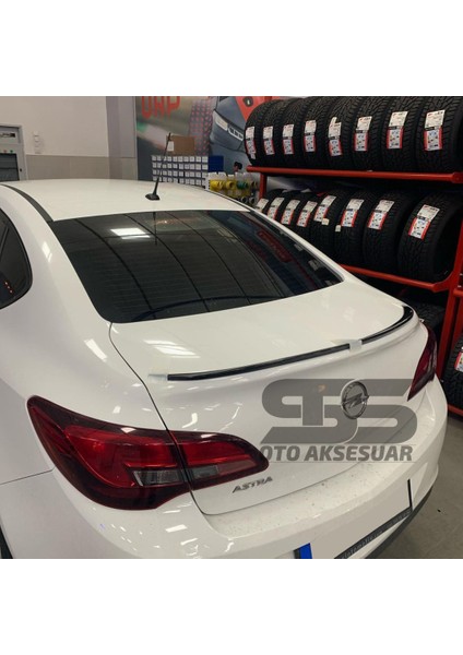 Opel Astra J Sedan Kasa Bagaj Üstü Slim Spoiler Piano Black Parlak