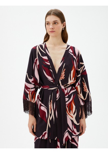 Kimono Beli Kuşaklı Püskül Detaylı modelleri