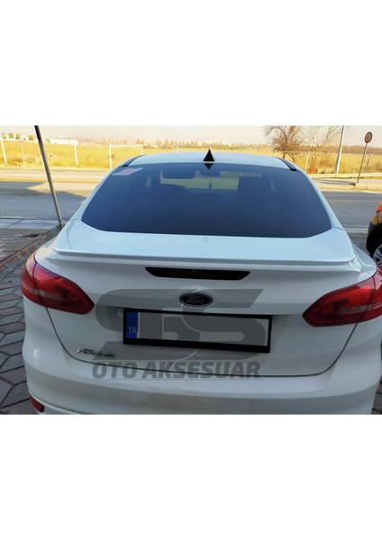 Ford Focus 3- 3,5 Bagaj Üstü Slim Spoiler Piano Black Parlak Beyaz