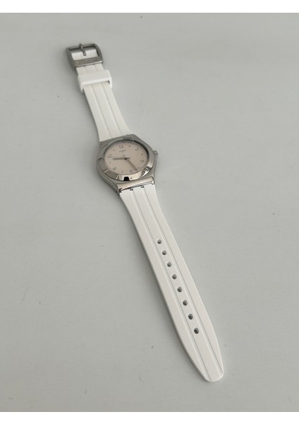 Blusharound 34MM Silikon Kordon Kadın Kol Saati YLS199