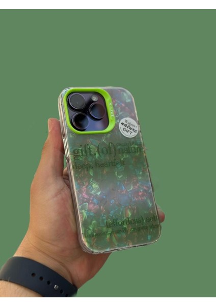 Apple iPhone 13 Pro Kılıf 3D Grafiiti Hologram Desenli Kristal Parıltılı Yazılı Figürlü Motif Case