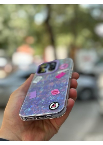 Apple iPhone 13 Pro Max  Kılıf 3D Grafiiti Hologram Desenli Kristal Parıltılı Yazılı Figürlü Motif Case