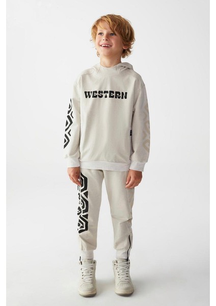 04 - 08 Yaş Erkek Çocuk Krem Renk Western Kapşonlu Sweat Pantolon Takım