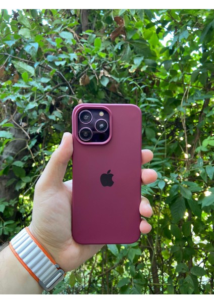 Meri Case Apple iPhone 14 Pro Uyumlu Logolu Içi Kadife Lansman Kılıf Arka Kapak