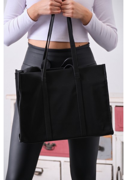 Kadın Siyah Paraşüt Kumaş Büyük Boy El ve Omuz Çantası fiyatları