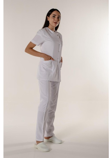 Beyaz Kadın Medikal Doktor Hemşire Ceketi Kare Yaka fiyatları