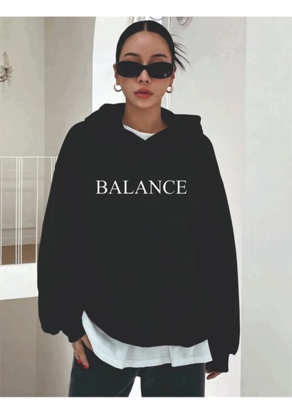 Siyah Kadın Sweatshirt Oversize Balance Slogan Baskılı Günlük Giyim