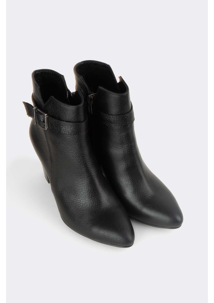 Deri Kadın Topuklu Bot 074K23K11024 fiyatları