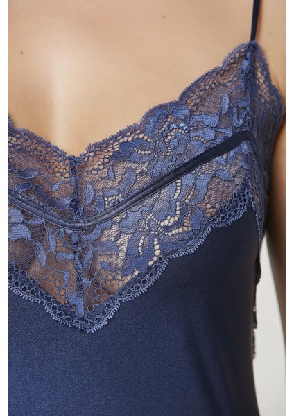 3'lü Saten Dantelli Şort ve Şifon Dantelli Sabahlık Takımı 2475 indirimleri