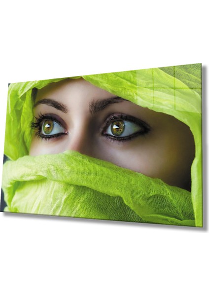 Yeşil Başörtülü Kadın Green Hijab
