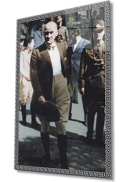 Atatürk Cam Tablo