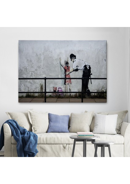 Bansky'nin Küçük Kız Çocuğunu Arayan Polis Isimli Çalışması Kanvas TABLO-5010