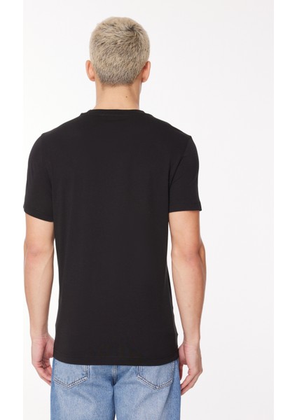 Bisiklet Yaka Düz Siyah Erkek T-Shirt J30J322547BEH