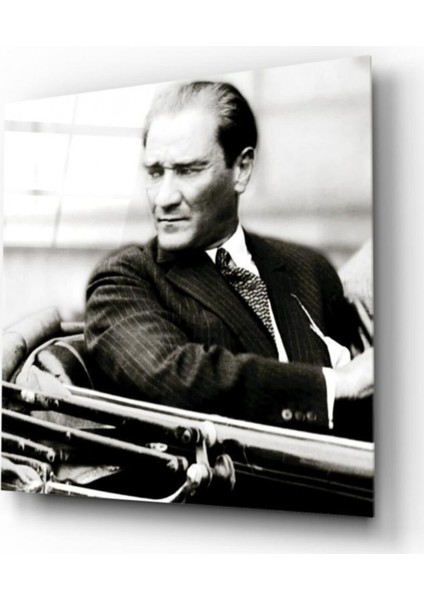 Atatürk Cam Tablo