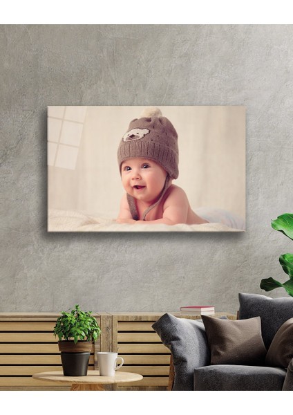 Kahverengi Şapkalı Bebek Cam Tablo fiyatları