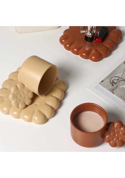 Sevimli Bisküvi Seramik Kahve Fincanı Seti Bisküvi Şeklinde Tepsi Çay Latte Süt Kupa Plaka Doğum Günü Hediyesi (Kahverengi) (Yurt Dışından) fırsatları