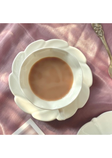 Avrupa Retro Seramik Kupa Kahve Fincanı Ingilizce Ikindi Çayı Seramik Kahve Fincan ve Çay Tabağı Seti Mini Kahve Fincanı B (Yurt Dışından)
