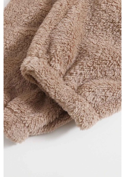 Kolsuz Askılı Peluş Polar Alt Üst Pijama Takımı indirimleri