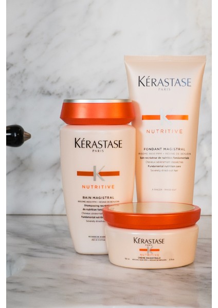 Nutritive Fondant Magistral Aşırı Kuru Saçlara Yoğun Nem Veren Durulanan Saç Bakım Kremi
