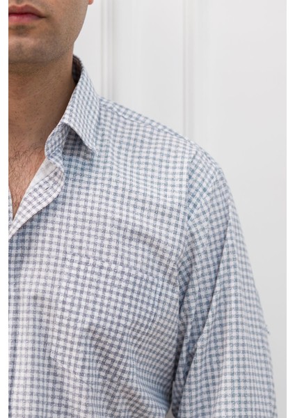 Geniş ve Rahat Kesim Cepli Küçük Kareli Klasik Erkek Gömlek indirimleri