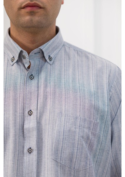 Geniş ve Rahat Kesim Cepli Çizgili Klasik Erkek Gömlek indirimleri