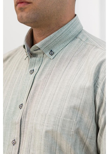 Geniş ve Rahat Kesim Cepli Çizgili Klasik Erkek Gömlek indirimleri