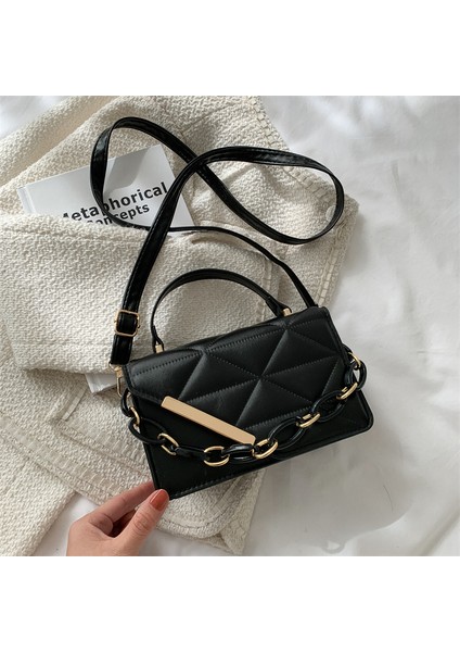 Basit ve Şık Zincirli Küçük Kare Çanta Elmas Omuz Crossbody Çanta (Yurt Dışından)