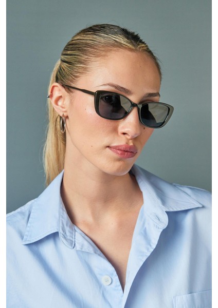 Charmian Black Black Güneş Gözlüğü fırsatları