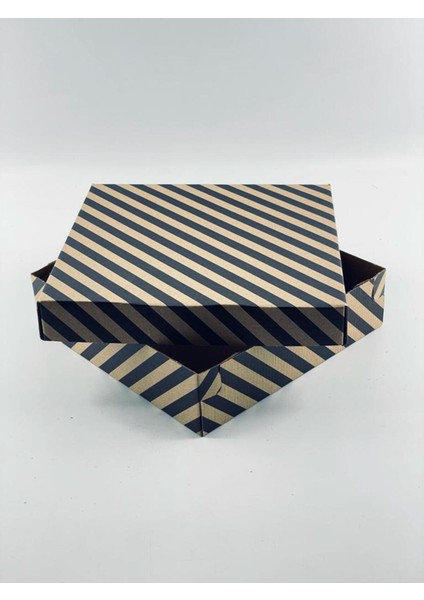 23X23X6 Hediyelik Kutu Kraft Kutu Karton Kutu Yılbaşı Kutusu Pasta Kutusu Kargo Kutusu (10 Adet)