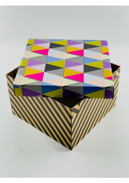 23X23X15 Hediyelik Kutu Kraft Kutu Karton Kutu Yılbaşı Kutusu Pasta Kutusu Balon Kutusu (10 Adet)