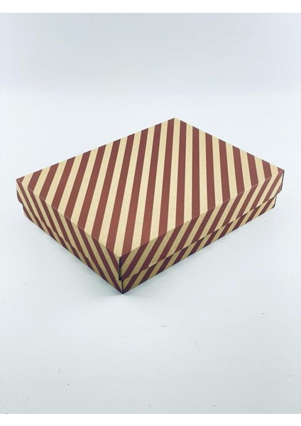 22X30X6 Hediyelik Kutu Kraft Kutu Karton Kutu Yılbaşı Kutusu Pasta Kutusu Balon Kutusu (10 Adet)