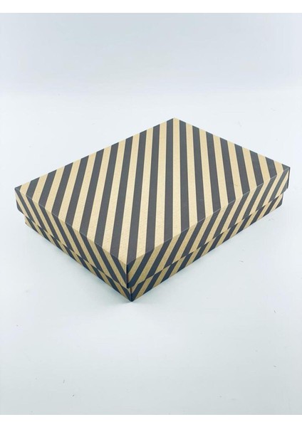 22X30X6 Hediyelik Kutu Kraft Kutu Karton Kutu Yılbaşı Kutusu Pasta Kutusu Balon Kutusu (10 Adet)